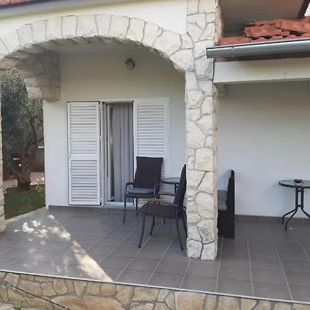 Guest House Renata 2 Appartement *