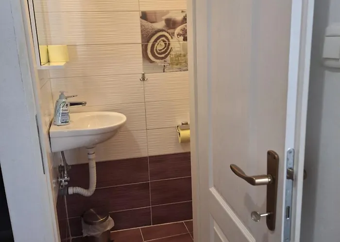 アパート Renata 2